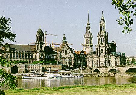 dresden.jpg (39077 Byte)