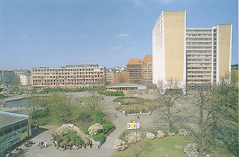 uni2.jpg (51210 Byte)